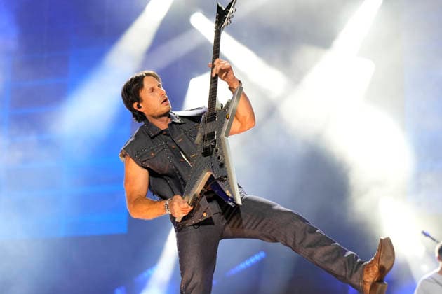 NASHVILLE, TENNESSEE - JUNE 07: Russell Dickerson perform onstage at Nissan Stadium during CMA Fest 2026 day three on June 07, 2026 in Nashville, Tennessee. . Credit: USA - ZUMAa123 20260608_zaa_a123_046 Copyright: xAdMediax