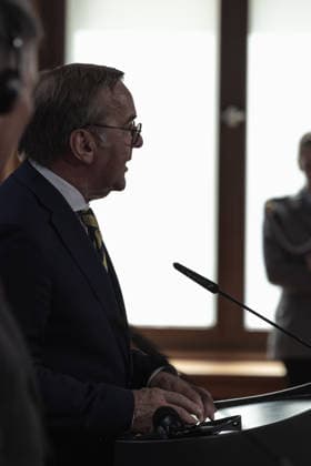 Pressebegegnung von Verteidigungsminister Boris Pistorius und dem australischen stellvertretenden Premierminister und Verteidigungs- minister Richard Marles. Deutschland, Berlin am 08. Juni 2026: Auftaktstatements von Verteidigungsminister Boris Pistorius und dem australischen stellvertretenden Premierminister und Verteidigungs- minister Richard Marles vor die Presse. *** Press meeting of Defense Minister Boris Pistorius and Australian Deputy Prime Minister and Minister of Defense Richard Marles Germany, Berlin on 08 June 2026 Opening statements by Defense Minister Boris Pistorius and Australian Deputy Prime Minister and Minister of Defense Richard Marles to the press