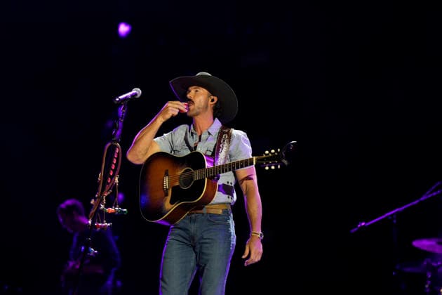 NASHVILLE, TENNESSEE - JUNE 07: Riley Geeen perform onstage at Nissan Stadium during CMA Fest 2026 day three on June 07, 2026 in Nashville, Tennessee. . Credit: USA - ZUMAa123 20260608_zaa_a123_081 Copyright: xAdMediax