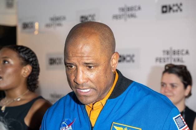 RECORD DATE NOT STATED Odyssey World Premiere, 25th Tribeca Film Festival (NEW) "Odyssey" World Premiere, 25th Tribeca Film Festival. June 07, 2026, New York, New York, USA: Victor Glover, Artemis II Pilot, NASA Astronaut, attends "Odyssey" World Premiere during the 2026 Tribeca Film Festival at SVA Theatre on June 07, 2026 in New York City. (Credit: M10s TheNews2)(Foto: M10S Thenews2 imago images) Odyssey World Premiere, 25th Tribeca Film Festival  Copyright: xM10sx
