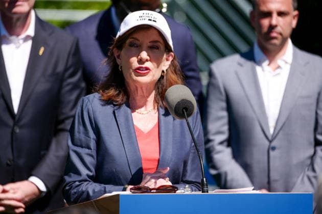 New York, NY- June 8: Governor Hochul and Mayor Mamdani make a World Cup FIFA announcement of a free watch party in Central Park for the FIFA World Cup 2026 Final on Sunday, July 19. With FIFA President Gianni Infantino, George Weah on June 8, 20267 Credit: AdMedia USA  - ZUMAa123 20260608_zaa_a123_288 Copyright: xCamaraxPorterx