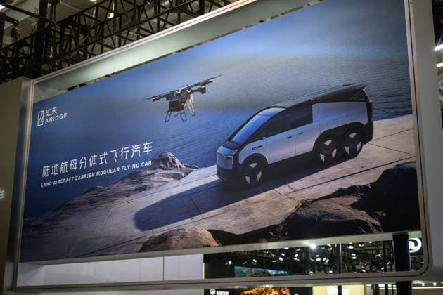 30th Guangdong-Hong Kong-Macao Greater Bay Area Auto Show SHENZHEN, CHINA - JUNE 8: A Aridge Land Aircraft Carrier is displayed during the 30th Guangdong-Hong Kong-Macao Greater Bay Area Auto Show on June 8, 2026, in Shenzhen, Guangdong Province, China.The theme of the auto show is technology oriented, future oriented, and market-oriented, with a total scale of 300000 square meters and multiple high-tech new energy vehicles unveiled. Stringer Anadolu Shenzhen China. Editorial use only. Please get in touch for any other usage.  Copyright: x2026xAnadoluxStringerx