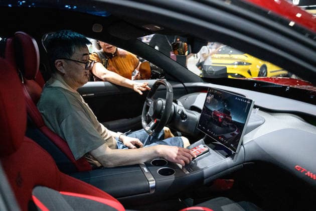 30th Guangdong-Hong Kong-Macao Greater Bay Area Auto Show SHENZHEN, CHINA - JUNE 8: A Xiaomi YU7 GT is displayed during the 30th Guangdong-Hong Kong-Macao Greater Bay Area Auto Show on June 8, 2026, in Shenzhen, Guangdong Province, China.The theme of the auto show is technology oriented, future oriented, and market-oriented, with a total scale of 300000 square meters and multiple high-tech new energy vehicles unveiled. Stringer Anadolu Shenzhen China. Editorial use only. Please get in touch for any other usage.  Copyright: x2026xAnadoluxStringerx