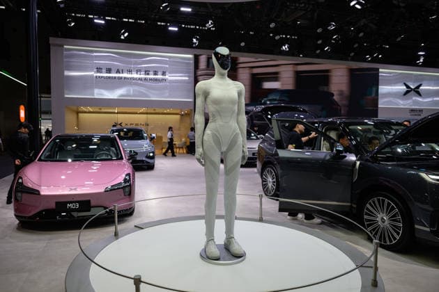 30th Guangdong-Hong Kong-Macao Greater Bay Area Auto Show SHENZHEN, CHINA - JUNE 8: A humanoid robot of Xpeng is displayed during the 30th Guangdong-Hong Kong-Macao Greater Bay Area Auto Show on June 8, 2026, in Shenzhen, Guangdong Province, China.The theme of the auto show is technology oriented, future oriented, and market-oriented, with a total scale of 300000 square meters and multiple high-tech new energy vehicles unveiled. Stringer Anadolu Shenzhen China. Editorial use only. Please get in touch for any other usage.  Copyright: x2026xAnadoluxStringerx