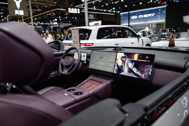 30th Guangdong-Hong Kong-Macao Greater Bay Area Auto Show SHENZHEN, CHINA - JUNE 8: A VOYAH is displayed during the 30th Guangdong-Hong Kong-Macao Greater Bay Area Auto Show on June 8, 2026, in Shenzhen, Guangdong Province, China.The theme of the auto show is technology oriented, future oriented, and market-oriented, with a total scale of 300000 square meters and multiple high-tech new energy vehicles unveiled. Stringer Anadolu Shenzhen China. Editorial use only. Please get in touch for any other usage.  Copyright: x2026xAnadoluxStringerx
