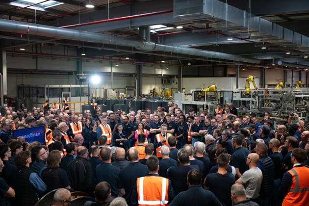 French President Emmanuel Macron visits and delivers a speech in the Goodyear Manufacture , an industrial site specialized in the production of high quality tires Amiens Sud, France Monday, June 8, 2026 Jeanne Accorsini Pool Bestimage Amiens France  Copyright: xJeannexAccorsini Pool BestimagexJeannexAccorsini Pool Bestimagex