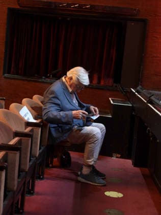 RECORD DATE NOT STATED Bazon Brock in der ersten Reihe des Renaissance Theater Berlin vor Beginn von Berlin-Troja unseres Lebens ... , ein Abend für Bazon Brock zum 90. Geburtstag mit Fabian Hinrichs, Angela Winkler und Martin Wuttke, 2.6.2026 *** Bazon Brock in the front row of the Renaissance Theater Berlin before the start of Berlin Troja unseres Lebens , an evening for Bazon Brock on his 90th birthday with Fabian Hinrichs, Angela Winkler and Martin Wuttke, 2 6 2026