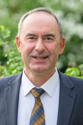 v.l.: Hubert Aiwanger, Freie Wähler (Bayerischer Wirtschaftsminister und Parteivorsitzender), GER, Berlin, Studio, zu Gast bei Maischberger, politische Talkshow, TV, Format, mit Moderatorin Sandra Maischberger, Das Erste, aus Adlershof Am Studio 20, 08.06. 2026, *** v l Hubert Aiwanger, Free Voters Bavarian Minister of Economic Affairs and Party Chairman , GER, Berlin, Studio, as a guest on Maischberger, political talk show, TV, format, with presenter Sandra Maischberger, Das Erste, from Adlershof Am Studio 20, 08 06 2026, Copyright: HMBxMedia UwexKoch