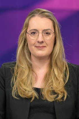 v.l.: Katharina Dröge, Bündnis˜90 Die Grünen (Fraktionsvorsitzende), GER, Berlin, Studio, zu Gast bei Maischberger, politische Talkshow, TV, Format, mit Moderatorin Sandra Maischberger, Das Erste, aus Adlershof Am Studio 20, 08.06. 2026, *** v l Katharina Dröge, Bündnis˜90 Die Grünen parliamentary group leader , GER, Berlin, Studio, as a guest on Maischberger, political talk show, TV, format, with presenter Sandra Maischberger, Das Erste, from Adlershof Am Studio 20, 08 06 2026, Copyright: HMBxMedia UwexKoch
