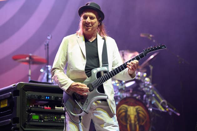 BEAT Perform at Eventim Apollo, London, UK Adrian Belew of supergroup BEAT performs at The Eventim Apollo, London, England, UK on Monday 8 June 2026., Credit:Justin Ng Avalon UK, England, London, Eventim Apollo  Copyright: xJustinxNgx xAvalonx 1108986681