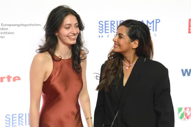 Linda Schablowski und Collien Fernandes bei der Eröffnung des 12. Seriencamp Festivals 2026 mit der Premiere der ZDF-Serie Back for More im Cinenova. Köln, 08.06.2026 *** Linda Schablowski and Collien Fernandes at the opening of the 12 Series Camp Festival 2026 with the premiere of the ZDF series Back for More at Cinenova Cologne, 08 06 2026 Foto:xC.xAdolph xFuturexImagex back_6632