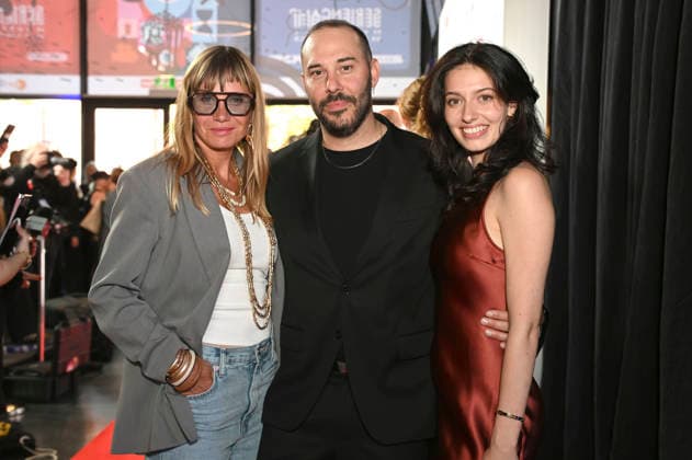 Nadeshda Brennicke, Facundo Scalerandi und Linda Schablowski bei der Eröffnung des 12. Seriencamp Festivals 2026 mit der Premiere der ZDF-Serie Back for More im Cinenova. Köln, 08.06.2026 *** Nadeshda Brennicke, Facundo Scalerandi and Linda Schablowski at the opening of the 12 Series Camp Festival 2026 with the premiere of the ZDF series Back for More at Cinenova Cologne, 08 06 2026 Foto:xC.xAdolph xFuturexImagex back_6689