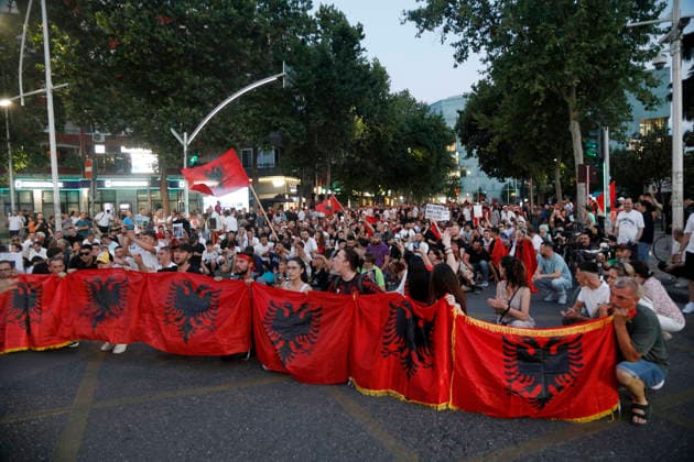 Protest against the construction of a luxury resort in Tirana, Albania. Protesters hold signs and Albanian national flags as they take part in a demonstration in front of the prime minister s office in Tirana on June 8, 2026, opposing the construction of a luxury resort in a protected natural area near the city of Vlore. Several thousand citizens demonstrated in Tirana for the ninth consecutive night to demand transparency on a luxury tourism complex project in the protected area of Narta Lagoon in the city of Vlore linked to US President Donald Trump s son-in-law Jared Kushner and his wife, Ivanka Trump. The project was planned for two areas along the Adriatic coast, the protected delta area of Vjosa-Narta and the nearby uninhabited island Copyright: xLightxStudioxAgencyx xMaltonxDibrax