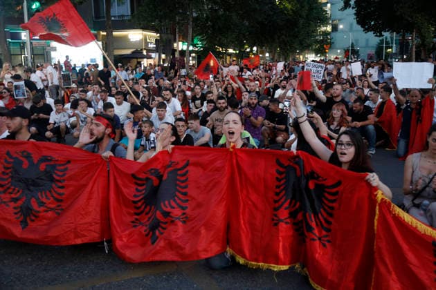 Protest against the construction of a luxury resort in Tirana, Albania. Protesters hold signs and Albanian national flags as they take part in a demonstration in front of the prime minister s office in Tirana on June 8, 2026, opposing the construction of a luxury resort in a protected natural area near the city of Vlore. Several thousand citizens demonstrated in Tirana for the ninth consecutive night to demand transparency on a luxury tourism complex project in the protected area of Narta Lagoon in the city of Vlore linked to US President Donald Trump s son-in-law Jared Kushner and his wife, Ivanka Trump. The project was planned for two areas along the Adriatic coast, the protected delta area of Vjosa-Narta and the nearby uninhabited island Copyright: xLightxStudioxAgencyx xMaltonxDibrax