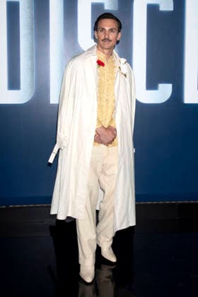 Henry Lloyd-Hughes bei der Premiere des Kinofilms Disclosure Day im David H. Koch Theater. New York, 08.06.2026 *** Henry Lloyd Hughes at the premiere of the movie Disclosure Day at the David H Koch Theater New York, 08 06 2026 Foto:xB.xHinex xFuturexImagex disclosure_ny_6656