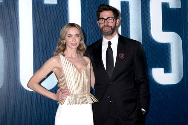 Emily Blunt mit Ehemann John Krasinski bei der Premiere des Kinofilms Disclosure Day im David H. Koch Theater. New York, 08.06.2026 *** Emily Blunt with husband John Krasinski at the premiere of the movie Disclosure Day at the David H Koch Theater New York, 08 06 2026 Foto:xB.xHinex xFuturexImagex disclosure_ny_6754