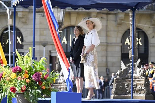 Amsterdam, The Netherlands, 2026-06-09 10:30:19 AMSTERDAM, 09-06-2026, Dam At the invitation of His Majesty King Willem-Alexander and Queen Maxima, the Federal President of Germany, Frank-Walter Steinmeier, is paying a state visit to the Netherlands. He is accompanied by his wife, Elke Büdenbender. PHOTO: NLBeeld Patrick van Emst In the photo: Welcome ceremony - King Willem-Alexander and Queen Maxima officially welcome the German Federal President and Mrs. Büdenbender at Dam Square in Amsterdam. Credit: NL Beeld Patrick van Emst  Copyright: xx x