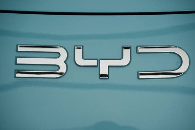 BYD HANGZHOU, CHINA - JUNE 9, 2026 - A BYD store located in Hangzhou, Zhejiang Province, China on June 9, 2026. Hangzhou Zhejiang China  Copyright: xCFOTOx i1781021838667