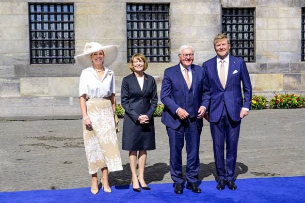 Amsterdam, The Netherlands, 2026-06-09 10:23:12 AMSTERDAM, 09-06-2026, Dam At the invitation of His Majesty King Willem-Alexander and Queen Maxima, the Federal President of Germany, Frank-Walter Steinmeier, is paying a state visit to the Netherlands. He is accompanied by his wife, Elke Büdenbender. PHOTO: NLBeeld Patrick van Emst In the photo: Welcome ceremony - King Willem-Alexander and Queen Maxima officially welcome the German Federal President and Mrs. Büdenbender at Dam Square in Amsterdam. Credit: NL Beeld Patrick van Emst  Copyright: xx x