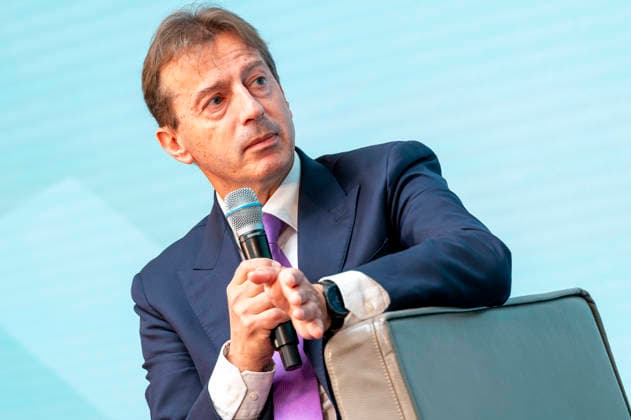 Guillaume Faury CEO, Airbus - Aviation Summit EUR, Deutschland, Berlin, 09.06.2026: Talk mit Guillaume Faury CEO, Airbus - Am Vortag der ILA26 treffen sich auf der Aviation Summit (BAS) Entscheider der internationalen Luftfahrt aus Politik, Industrie, Wissenschaft und Finanzen. Sie erörtern welche Fortschritte sind heute schon erreicht worden und welche Herausforderungen müssen noch gemeistert werden. *** Guillaume Faury CEO, Airbus Aviation Summit EUR, Germany, Berlin, 09 06 2026 Talk with Guillaume Faury CEO, Airbus On the day before the ILA26, decision-makers from international aviation in politics, industry, science and finance will meet at the Aviation Summit BAS They will discuss what progress has already been made today a