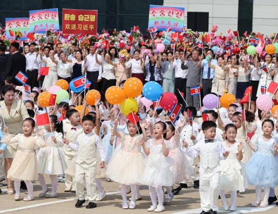 (260609) -- PYONGYANG, June 9, 2026 -- A grand farewell ceremony for Xi Jinping, general secretary of the Communist Party of China Central Committee and Chinese president, and his wife Peng Liyuan is held in Pyongyang, the Democratic People s Republic of Korea (DPRK), June 9, 2026. On Tuesday afternoon local time, Xi concluded his state visit to the DPRK and departed from Pyongyang. Kim Jong Un, general secretary of the Workers Party of Korea and president of the State Affairs of the DPRK, and his wife Ri Sol Ju went to the airport to see Xi and his wife off and held the grand farewell ceremony in their honor. ) DPRK-PYONGYANG-CHINA-XI JINPING-KIM JONG UN-GRAND FAREWELL CEREMONY YaoxDawei 