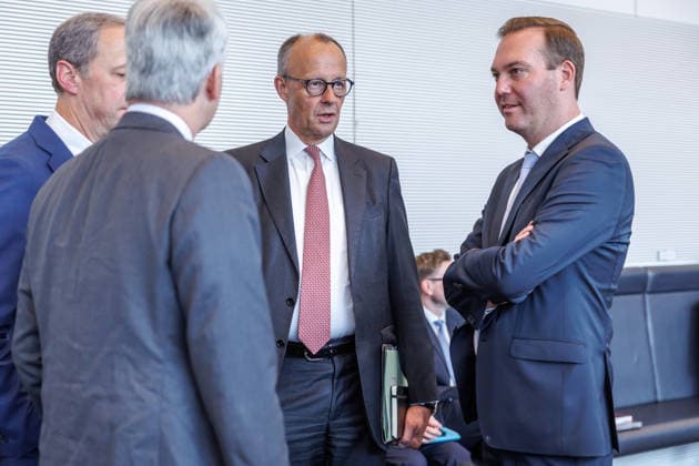 Fraktionssitzung CDU CSU Friedrich Merz (CDU) bei einer Fraktionssitzung am 9.06.2026 in Berlin. Berlin Berlin Deutschland Bundestag *** Parliamentary group meeting CDU CSU Friedrich Merz CDU at a parliamentary group meeting on 9 06 2026 in Berlin Berlin Berlin Germany Bundestag