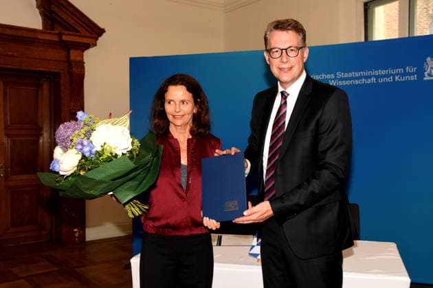 Prof. Amelie Niermeyer Regisseurin Indendatin Neue Praesidentin der Bayerischen Theaterakademie August Everding Wissenschafts- und Kunstminister Markus Blume Muenchen 09.06 2026 Salvatorplatz Bayerischen Staatsministerium fuer Wissenschaft und Kunst Bekanntgabe der neuen Praesidentschaft der Bayerischen Theaterakademie August Everding Foto Muenchen *** Prof. Amelie Niermeyer Director Indendin New President of the Bavarian Theater Academy August Everding Science and Art Minister Markus Blume Munich 09 06 2026 Salvatorplatz Bavarian State Ministry for Science and Art Announcement of the new presidency of the Bavarian Theater Academy August Everding Photo Munich