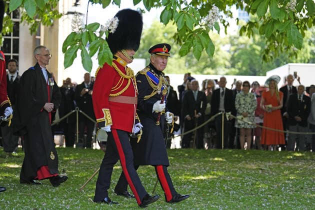 . 09 06 2026. London, United Kingdom. King Charles III and Queen Camilla present new Colours to the 1st Battalion Grenadier Guards at Buckingham Palace in London.  xPoolx xi-Imagesx IIM-26818-0010