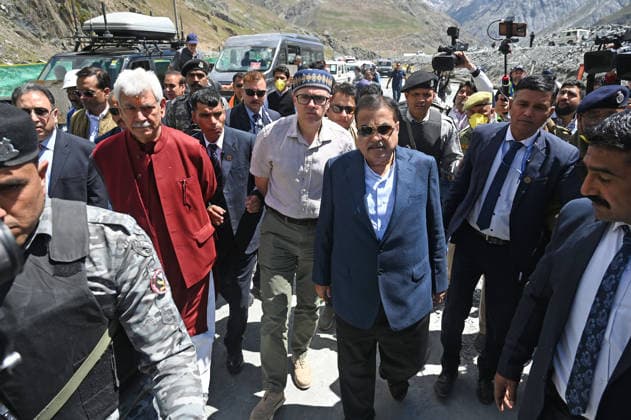 DRASS, INDIA - JUNE 9: Union Minister of Road Transport and Highways, Nitin Gadkari, with Jammu and Kashmir Lieutenant Governor Manoj Sinha and Jammu and Kashmir Chief Minister Omar Abdullah at the historic breakthrough ceremony of the Zojila Tunnel at Meenamarg on June 9, 2026 in Drass, India. Build at the cost of Rs 6000 Cr. the 13.15 KM tunnel is now the world s longest single-tube, bi-directional road tunnel at an elevation exceeding 11,500 feet. The historic breakthrough brings a decades-old national security dream closer to reality. For generations, the treacherous Zojila Pass on National Highway 1 (NH-1) has functioned as a severe logistical bottleneck, shutting down completely for three to four months during peak winter due to hea