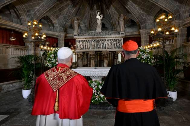IPA85515145 - Spain, Vatican, 2026 6 9 Pope Leo XIV holds a midday prayer in the Cathedral of the Holy Cross and Saint Eulalia in Barcelona Photograph by VATICAN MEDIA Catholic Press Photo  Copyright: xVATICANxMEDIA CPPx xVATICANxMEDIA CPPx 85515145