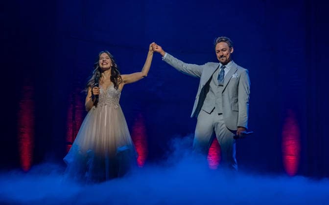 20260609 Cast- und Stueckpraesentation von Disneys Die Schoene und das Biest WIEN, OESTERREICH - 09. JUNI: Schauspielerin, Saengerin, Taenzerin und Musical Darstellerin in der Rolle von -Belle- Marlene Jubelius und Schauspieler, Saenger und Musicaldarsteller in der Rolle von -Das Biest- Dominik Hees waehrend der Cast- und Stueckpraesentation des Musical-Welterfolgs Disneys Die Schoene und das Biest im Rahmen der Vorstellung der im Herbst 2026 Premiere der neuen Produktion der Vereinigten Buehnen Wien (VBW) und der SolistInnen mit einem exklusiven musikalischen Einblick im Rainmund Theater am 09. Juni 2026 Raimund Theater in Wien, Oesterreich. 260609_SEPA_17_048 Copyright: xIsabellexOuvrardx SEPAxMedia