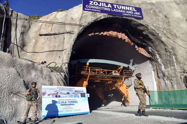 Final Breakthrough Ceremony of the Zojila Tunnel; Nitin Gadkari, J&K CM, & state LG to attend Kargil Ladakh , Jun 09 (ANI): Security personnel stand guard ahead of the arrival of Union Road Transport and Highways Minister Nitin Gadkari, Jammu and Kashmir Chief Minister Omar Abdullah, and state Lieutenant Governor Manoj Sinha for the final breakthrough ceremony of the world s longest single-tube bidirectional Zojila Tunnel, at Minamarg, in Kargil on Tuesday. Kargil Ladakh India Copyright: xANIx ANI_20260609072