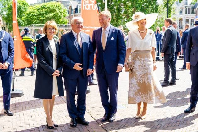 Amsterdam, The Netherlands, 2026-06-09 15:44:41 AMSTERDAM, 09-06-2026, Resto VanHarte At the invitation of His Majesty the King King Willem-Alexander and Queen Maxima the Federal President of Germany, Frank-Walter Steinmeier, is paying a state visit to the Netherlands. He is accompanied by his wife, Elke Büdenbender. PHOTO: NLBeeld Patrick van Emst In the photo: Social initiatives At Resto VanHarte in Amsterdam East, a community restaurant serving the social sector and part of Sociale Basis Amsterdam Oost, King Willem-Alexander, Queen Maxima, Federal President Steinmeier, and Mrs. Büdenbender are engaging in conversation with volunteers and local residents about creating more connection in the neighborhood, reducing loneline  Copyright: xx x
