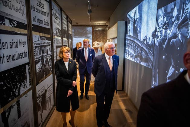 State visit of the Federal President of Germany. Amsterdam, the Netherlands. 9 Jun 2026 King Willem-Alexander, Queen Maxima, Federal President Frank-Walter Steinmeier, Elke Budenbender at the Holocaust Museum in Amsterdam, on the first day of the German president s three-day state visit to the Netherlands. Amsterdam The Netherlands  Copyright: xDPPA PatrickxvanxKatwijkx