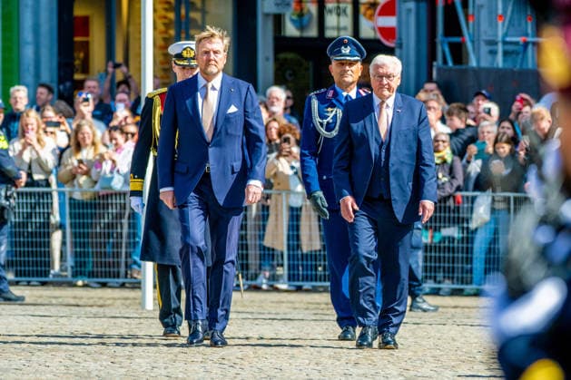 State visit of the Federal President of Germany - welcome ceremony. Amsterdam, the Netherlands. 9 Jun 2026 King Willem-Alexander, Federal President Frank-Walter Steinmeier at the welcome ceremony on Dam Square in front of the Royal Palace in Amsterdam, on the first day of the three-day state visit of the German Federal President to the Netherlands. Amsterdam Nederland  Copyright: xMischaxSchoemakerx