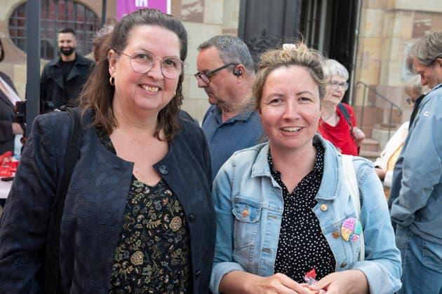 Am Dienstag (9.6.2026) findet in Saarbrücken der saarländische Sozialgipfel statt. Eine der zentralen Forderungen von Gewerkschaften, Kirchen und Verbänden: Der Staat müsse in den Sozialstaat unter anderem in Renten-, Kranken- und Pflegeversicherung investieren, statt dort zu kürzen. Die derzeitige Debatte um eine Reform des Sozialstaats wird heute Nachmittag auch Thema beim saarländischen Sozialgipfel in Saarbrücken sein. Zum 30-jährigen Bestehen des Gipfels stellen Gewerkschaften, Kirchen sowie Sozial- und Wohlfahrtsverbände eine neue Sozialstaats-Charta vor - im Beisein von Ministerpräsidentin Anke REhlinger. *** The Saarland Social Summit will take place in Saarbrücken on Tuesday 9 6 2026 One of the central demands bub