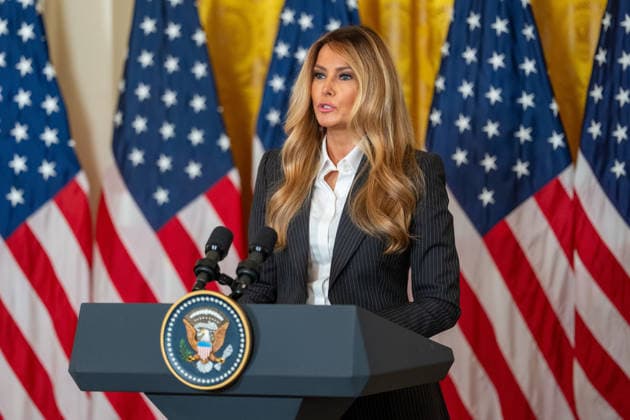 June 9, 2026, Washington, Dc, United States: First Lady Melania Trump honors AmericaÃ¢â‚¬â ¢s next generation of leading artificial intelligence innovators during the Presidential AI Challenge Awards Ceremony in Washington, D.C., on June 9, 2026. The event recognized outstanding student achievement and innovation in artificial intelligence. Washington United States - ZUMAl312 20260609_znp_l312_013 Copyright: xAndrewxLeydenx