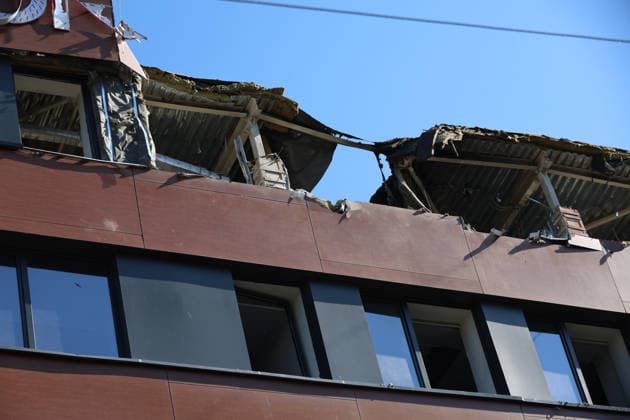 Russian army launches large-scale drone attack on Kharkiv A building is damaged in Kharkiv, Ukraine, on June 9, 2026, following a drone strike. The incident results in injuries to 15 people, including three children. Kharkiv Ukraine  Copyright: xViacheslavxMadiievskyix originalFilename: ukrinform-russiana260609_npX4b.jpg