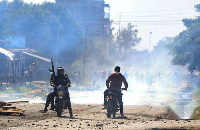 Protest held in Kenya against planned U.S. Ebola quarantine facility NANYUKI, KENYA - JUNE 09: Dozens of people gather to protest against a planned Ebola quarantine facility for U.S. citizens in Nanyuki, central Kenya on June 09, 2026. Kenyan police used water cannons and tear gas to disperse the demonstrators who blocked a road and set fires. Lucas Mukasa Anadolu Nanyuki Kenya. Editorial use only. Please get in touch for any other usage.  Copyright: x2026xAnadoluxLucasxMukasax