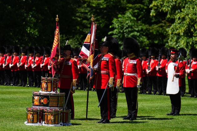 Grenadier Guards receive new Colours Members of the Grenadier Guards during a ceremony to present the regiment with their new Colours at Buckingham Palace in London. Picture date: Tuesday June 9, 2026., Credit:Aaron Chown PA ROTA - B68 Avalon UK, London  Copyright: xAaronxChownx xPAxROTAx-xB68x xAvalonx 1109128075