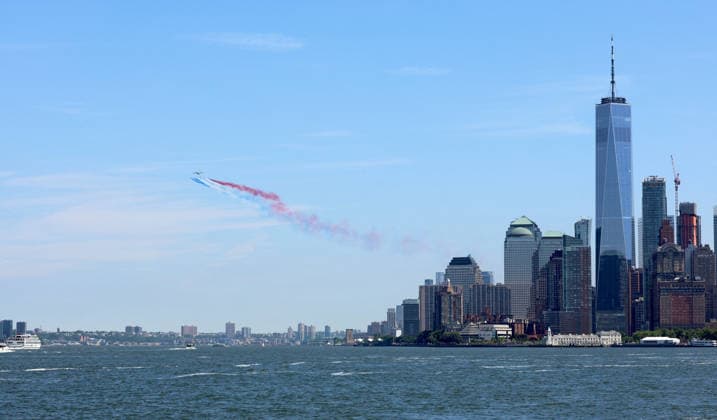 Patrouille De France flies in New York French Air and Space Force Patrouille de France flies over the hudson river and the Statue of Liberty to celebrate the 250th anniversary of American independence and honor the Franco-American friendship in New York, NY on June 9, 2026. Photo by Charles Guerin ABACAPRESS.COM New York NY  Copyright: xGuerinxCharles ABACAx