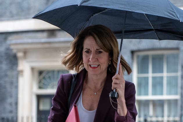 June 9, 2026, London, England, United Kingdom: Secretary of State for Science, Innovation and Technology LIZ KENDALL, leaves 10 Downing Street after a Cabinet Meeting. London United Kingdom - ZUMAk172 20260609_zip_k172_142 Copyright: xThomasxKrychx
