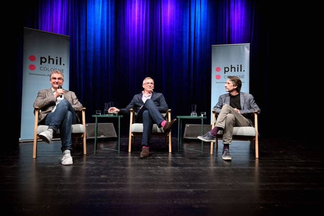 Philosophiefest phil. Cologne in Köln Journalist Jürgen Wiebicke, l-r, Historiker Andreas Rödder und Extremismusforscher Armin Pfahl-Traughber spricht auf der Phil.Cologne, ein internationales Fest für Philosophie, über das Thema Gefährliche Ideen - über die Klassiker der Neuen Rechten und die Grenzen des Konservatismus *** Journalist Jürgen Wiebicke, l r, historian Andreas Rödder and extremism researcher Armin Pfahl Traughber speaks at Phil Cologne, an international festival of philosophy, on the topic of Dangerous Ideas about the classics of the New Right and the limits of conservatism