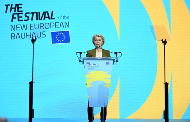 Belgien, New European Bauhaus Festival in Brüssel New European Bauhaus Festival in Brussels BRUSSELS, BELGIUM - JUNE 09: EU Commission President Ursula von der Leyen makes a speech during the opening of the New European Bauhaus Festival in Brussels, Belgium on June 09, 2026. The festival focuses on combating climate change within the construction and building sectors. Dursun Aydemir Anadolu Brussels Belgium. Editorial use only. Please get in touch for any other usage.  Copyright: x2026xAnadoluxDursunxAydemirx