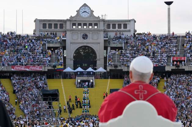 SPAIN - POPE LEO XIV ATTENDS A PRAYER VIGIL ON THE LIUIS COMPANYS OLYMPIC STADIUM IN BARCELLONA - 2026 6 9 Spain, Vatican, 2026 6 9 Pope Leo XIV attend a prayer vigil at the Lluis Companys Olympic Stadium in Barcelona EDITORIAL USE ONLY - NO BOOKS Copyright: xVATICANxMEDIA CPPx