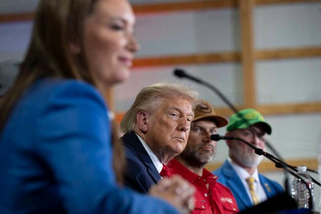 June 9, 2026, Chippewa Falls, Wi, United States of America: U.S.President Donald Trump, listens during a roundtable discussion with farmers at Custer Farms, June 5, 2026 in Chippewa Falls, Wisconsin. Seated from left: Agriculture Secretary Brooke Rollins, Trump, Hall of Fame Farms owner Joe Thomas and Rep. Derrick Van Orden, R-WI. Chippewa Falls United States of America - ZUMAp138 20260609_zaa_p138_015 Copyright: xJoycexN.xBoghosian WhitexHousex