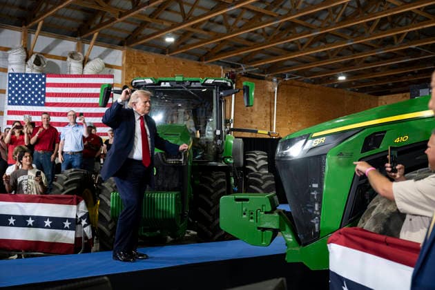June 9, 2026, Chippewa Falls, Wi, United States of America: U.S. President Donald Trump, performs his dance as he arrives onstage for a roundtable discussion on farmers at Custer Farms, June 5, 2026 in Chippewa Falls, Wisconsin. Farmers are suffering from higher diesel fuel prices, fertilizer prices from the Iran War and declining export markets due to Trump tariffs. Chippewa Falls United States of America - ZUMAp138 20260609_zaa_p138_013 Copyright: xJoycexN.xBoghosian WhitexHousex