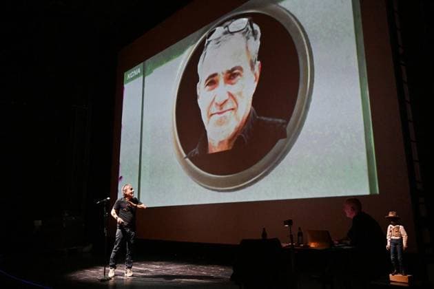 Letzter Videoschnipselabend mit Jürgen Kuttne an der Volksbühne ** NUR FÜR REDAKTIONELLE ZWECKE ** EDITORIAL USE ONLY **<p>Letzter Videoschnipselabend mit Jürgen Kuttne an der Volksbühne, fotografiert am 09.06.2026 in Berlin. Berlin Berlin Berlin Copyright: MaurizioxGambarini *** Last video snippet evening with Jürgen Kuttne at the Volksbühne FOR EDITORIAL PURPOSES ONLY EDITORIAL USE ONLY p Last video snippet evening with Jürgen Kuttne at the Volksbühne, photographed on 09 06 2026 in Berlin Berlin Berlin Berlin Copyright MaurizioxGambarini Copyright: MaurizioxGambarini doc867xu6mnrsk17unmjhc0 ,EDITORIAL USE ONLY