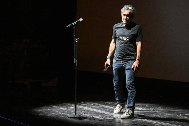 Letzter Videoschnipselabend mit Jürgen Kuttne an der Volksbühne ** NUR FÜR REDAKTIONELLE ZWECKE ** EDITORIAL USE ONLY **<p>Letzter Videoschnipselabend mit Jürgen Kuttne an der Volksbühne, fotografiert am 09.06.2026 in Berlin. Berlin Berlin Berlin Copyright: MaurizioxGambarini *** Last video snippet evening with Jürgen Kuttne at the Volksbühne FOR EDITORIAL PURPOSES ONLY EDITORIAL USE ONLY p Last video snippet evening with Jürgen Kuttne at the Volksbühne, photographed on 09 06 2026 in Berlin Berlin Berlin Berlin Copyright MaurizioxGambarini Copyright: MaurizioxGambarini doc867xu76gwl5o2vz6hcs ,EDITORIAL USE ONLY