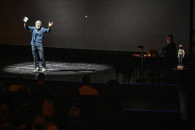 Letzter Videoschnipselabend mit Jürgen Kuttne an der Volksbühne ** NUR FÜR REDAKTIONELLE ZWECKE ** EDITORIAL USE ONLY **<p>Letzter Videoschnipselabend mit Jürgen Kuttne an der Volksbühne, fotografiert am 09.06.2026 in Berlin. Berlin Berlin Berlin Copyright: MaurizioxGambarini *** Last video snippet evening with Jürgen Kuttne at the Volksbühne FOR EDITORIAL PURPOSES ONLY EDITORIAL USE ONLY p Last video snippet evening with Jürgen Kuttne at the Volksbühne, photographed on 09 06 2026 in Berlin Berlin Berlin Berlin Copyright MaurizioxGambarini Copyright: MaurizioxGambarini doc867y674ribtdpbvehej ,EDITORIAL USE ONLY